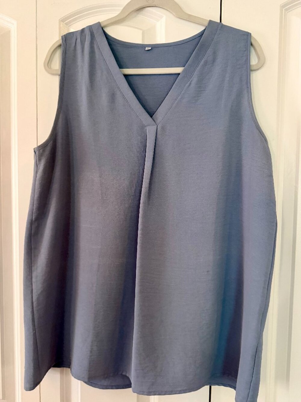 Sleeveless V-Neck Blouse | Slate Blue | Size XL